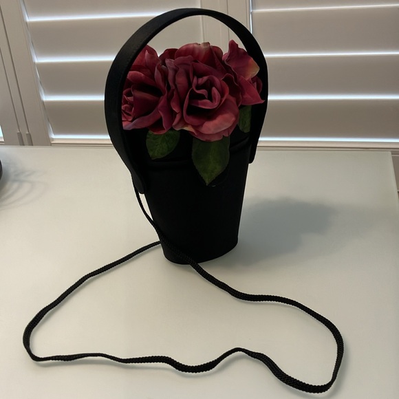 Moo Roo Vintage (2000) Flower Box Purse - Picture 4 of 9